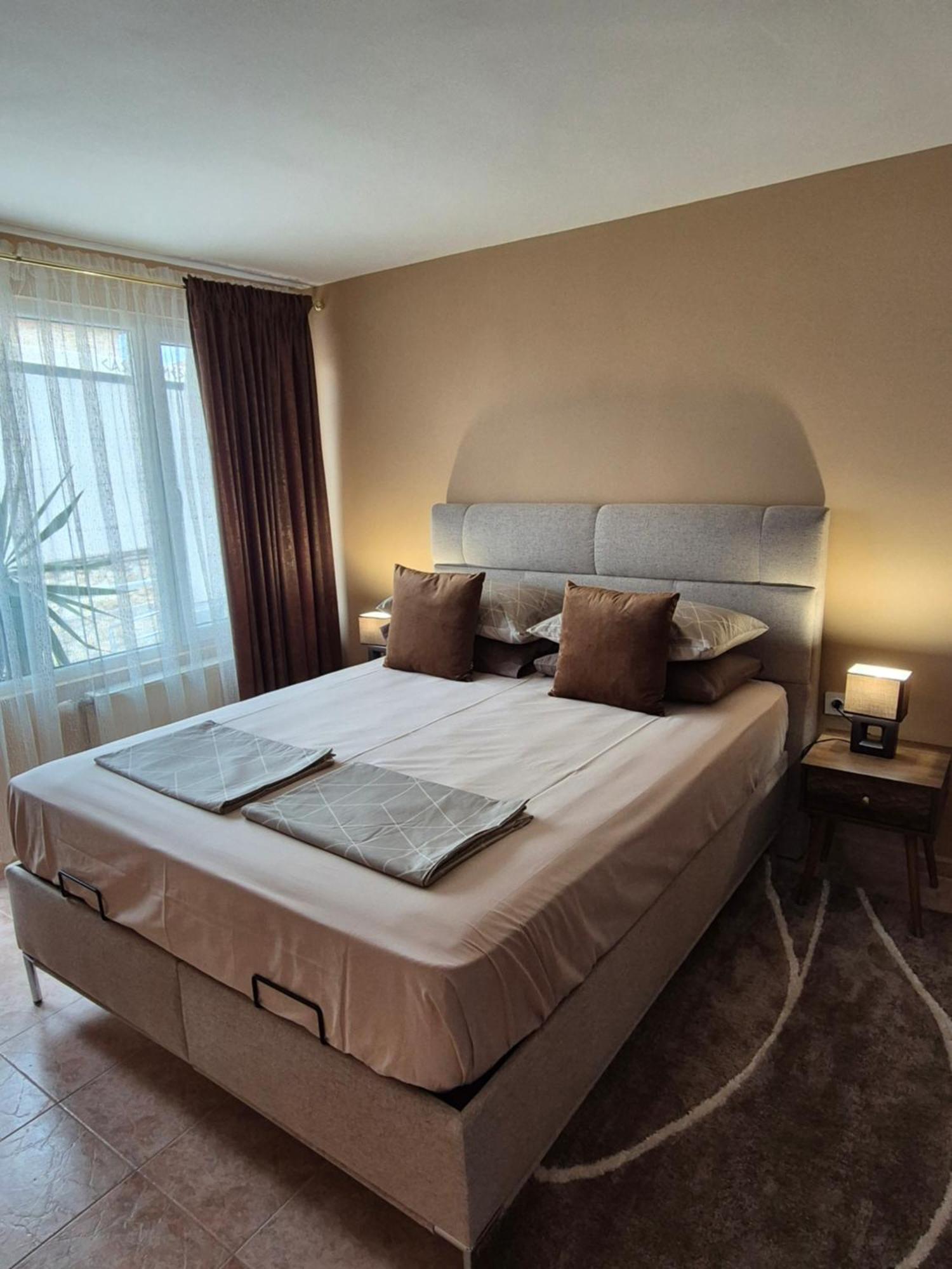 Hotel The White House Nesebar Exterior foto